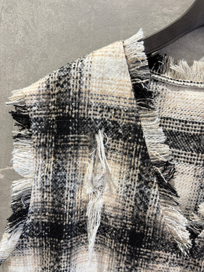 クラッシュツイードVネックベスト／the Nines