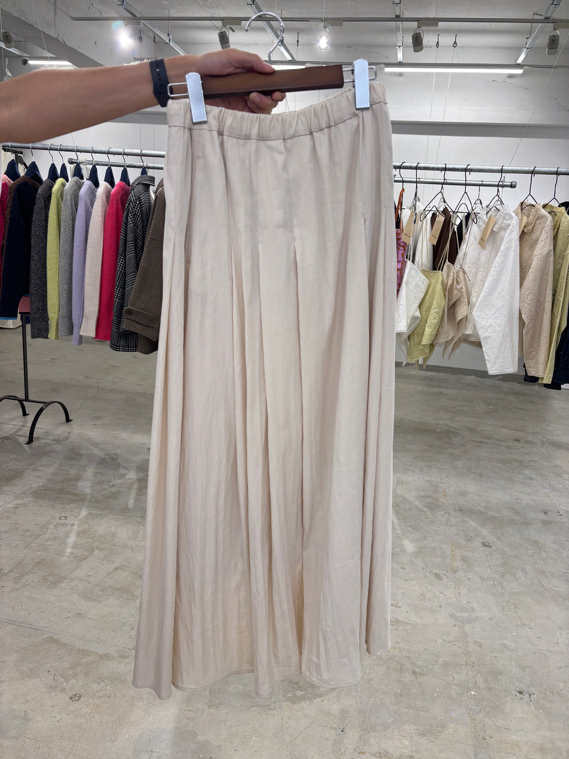 【予約⚡︎販売】タックフレアスカート／8653302／LE MÉLANGE／2026 AW #2