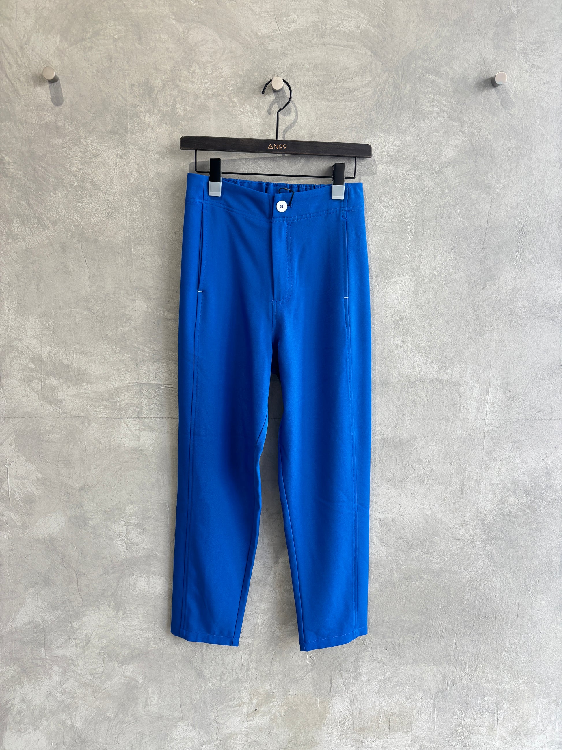 スリムカーブカラーパンツ／No.9-the Nines-