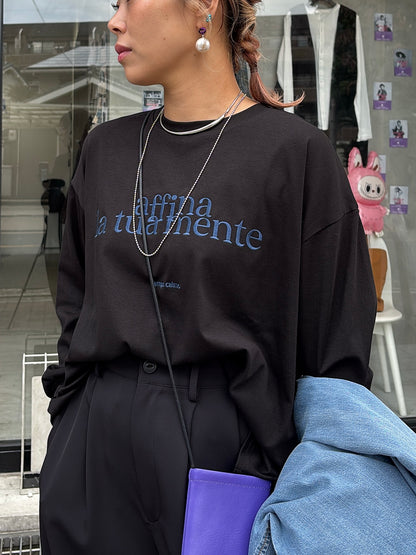 刺繍ロゴカットソー／Anna Kerry