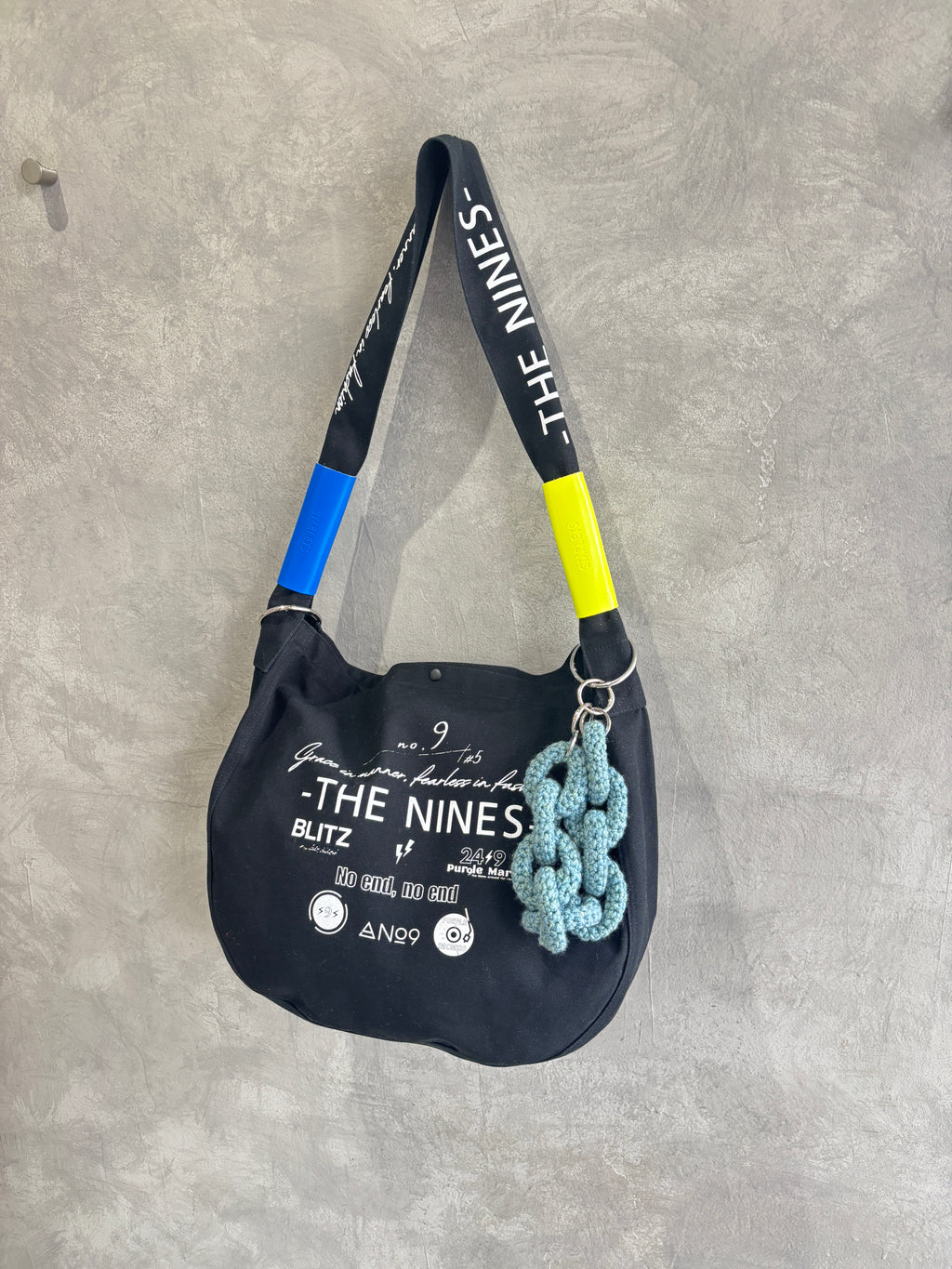 ニットチェーンチャーム／ampersand