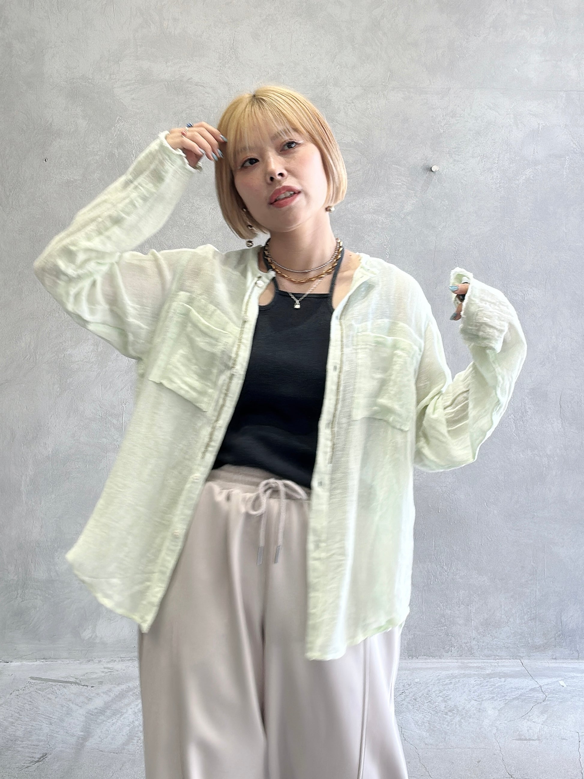 受付終了【週末限定⭐︎予約販売】ホルターデザインノースリーブ／VERSEAU