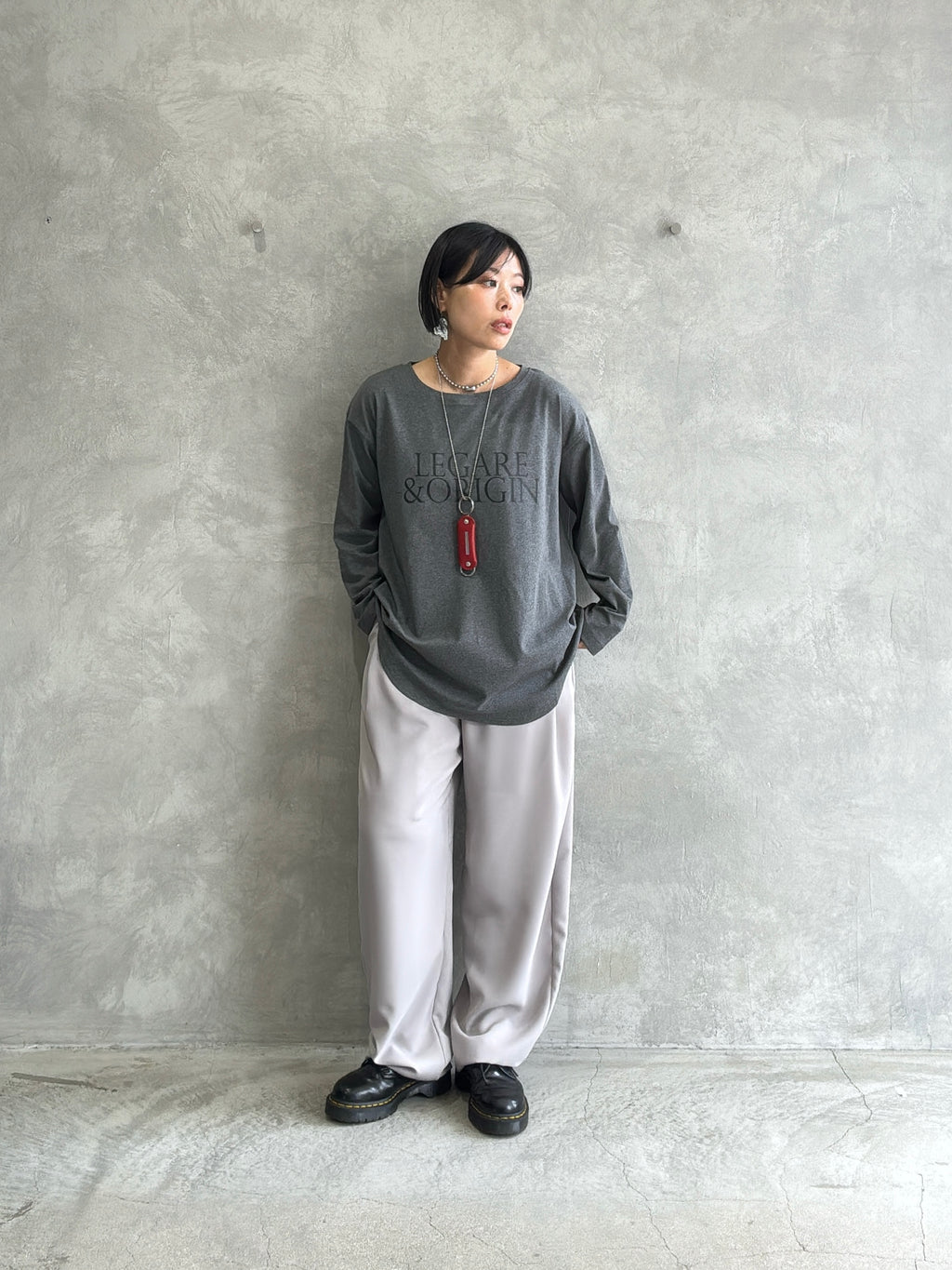 ロゴプリントロンT／Anna Kerry