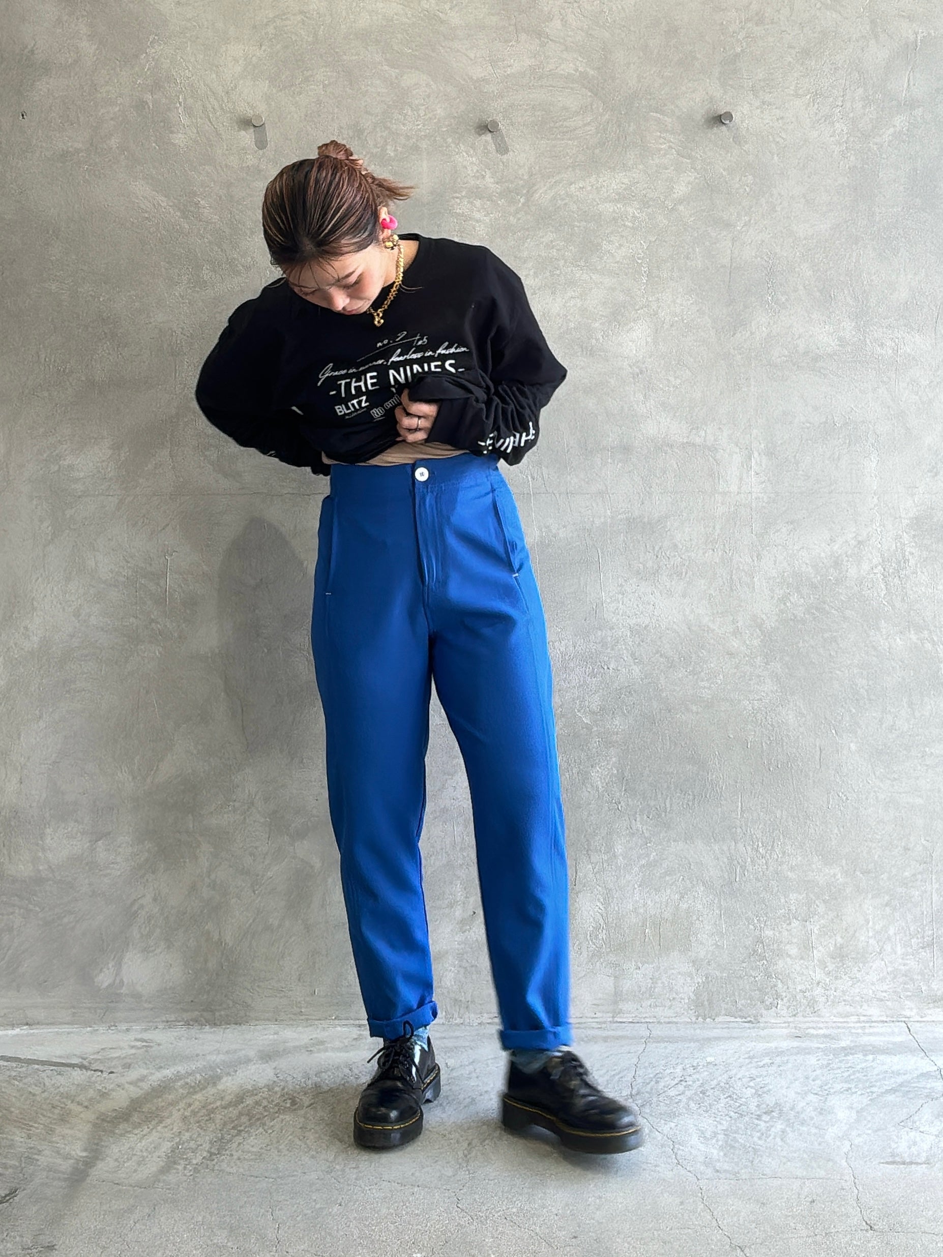 スリムカーブカラーパンツ／No.9-the Nines-