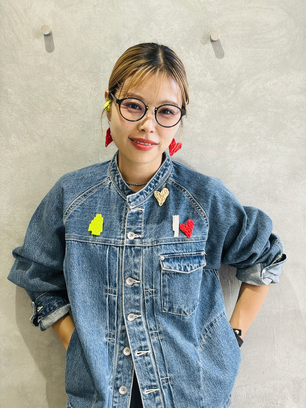結び屋虹園×No.9コラボ／ハートの揺れるピアス（ピアス・イヤリング）