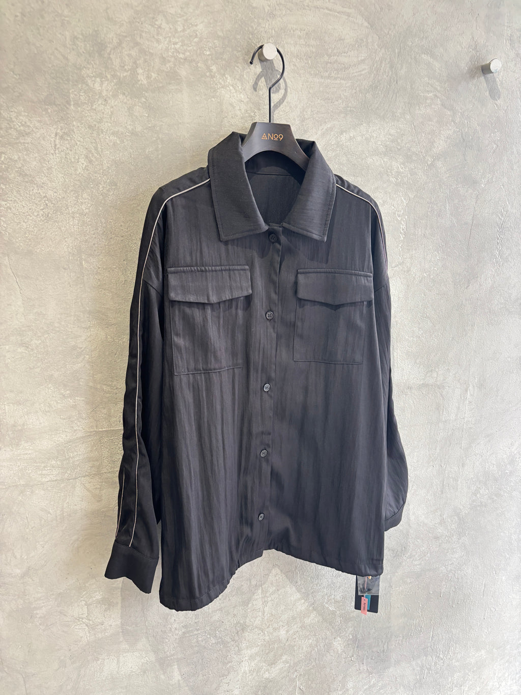 パイピングナイロンシャツ