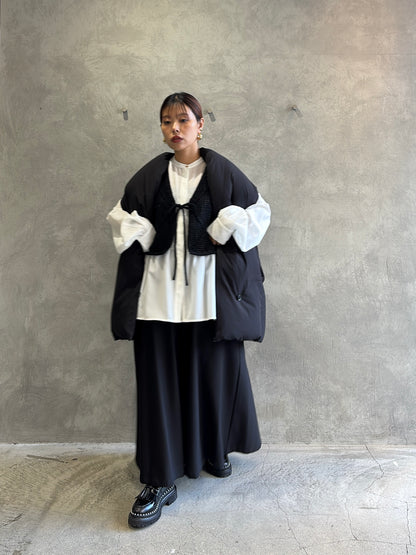 シャーリングティアードブラウス／CYAN tokyo