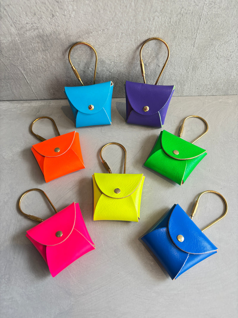 レザーminiマルチケース／OS250933