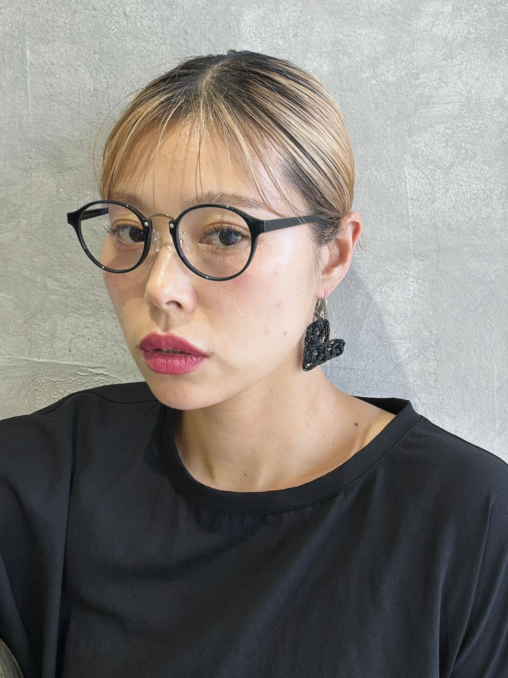 結び屋虹園×No.9コラボ／ハートの揺れるピアス（ピアス・イヤリング）
