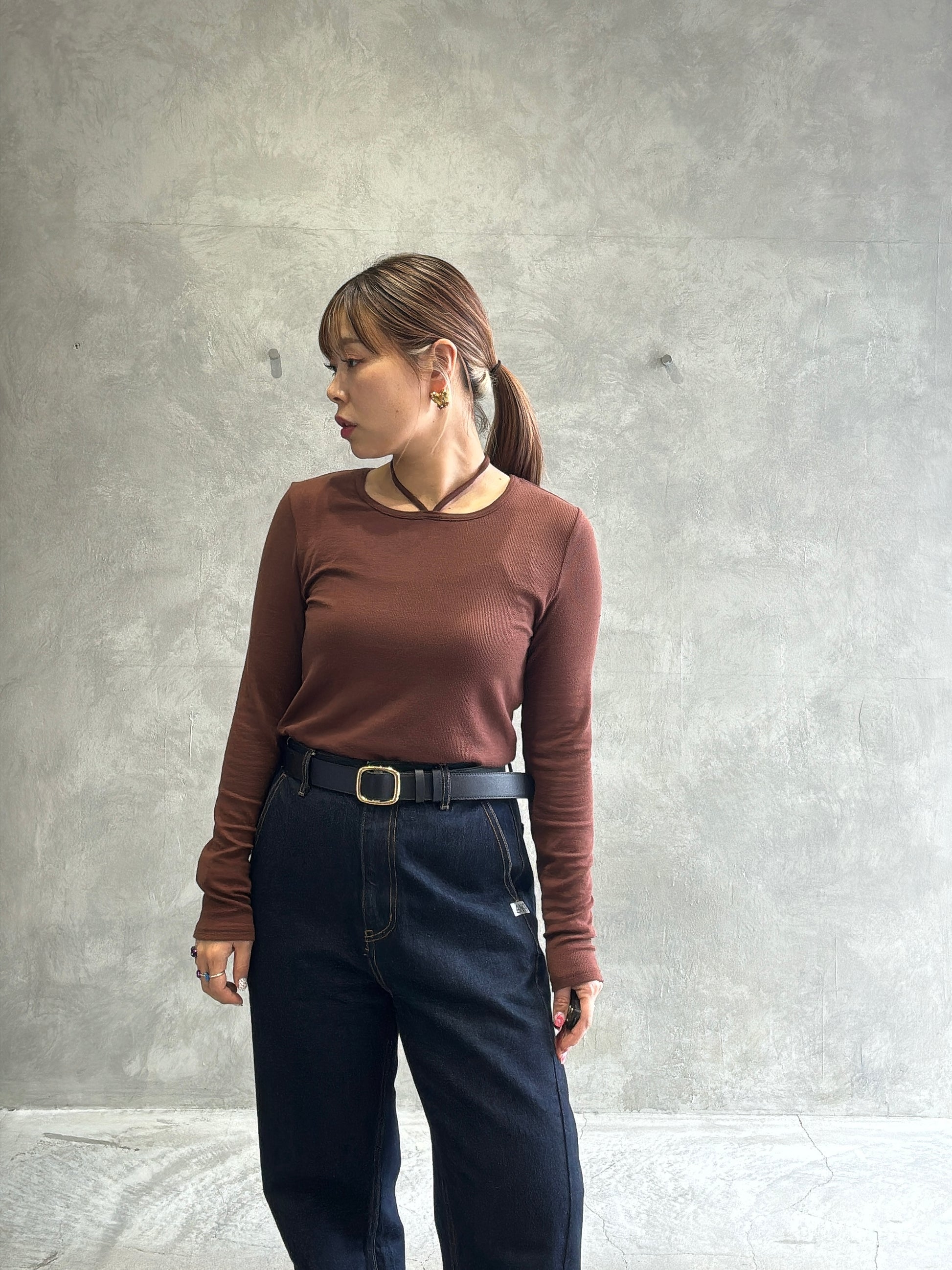 ホルターネックプルオーバー／Dignite collier