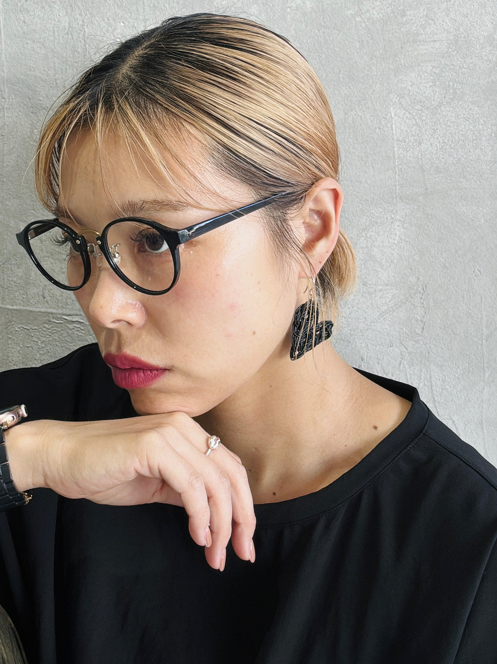 結び屋虹園×No.9コラボ／ハートの揺れるピアス（ピアス・イヤリング）