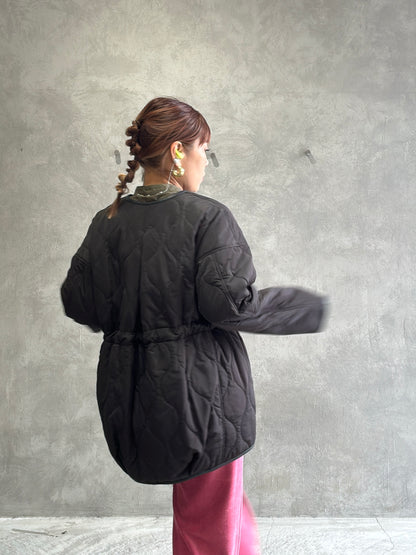 キルティングVネックショートコート／trois