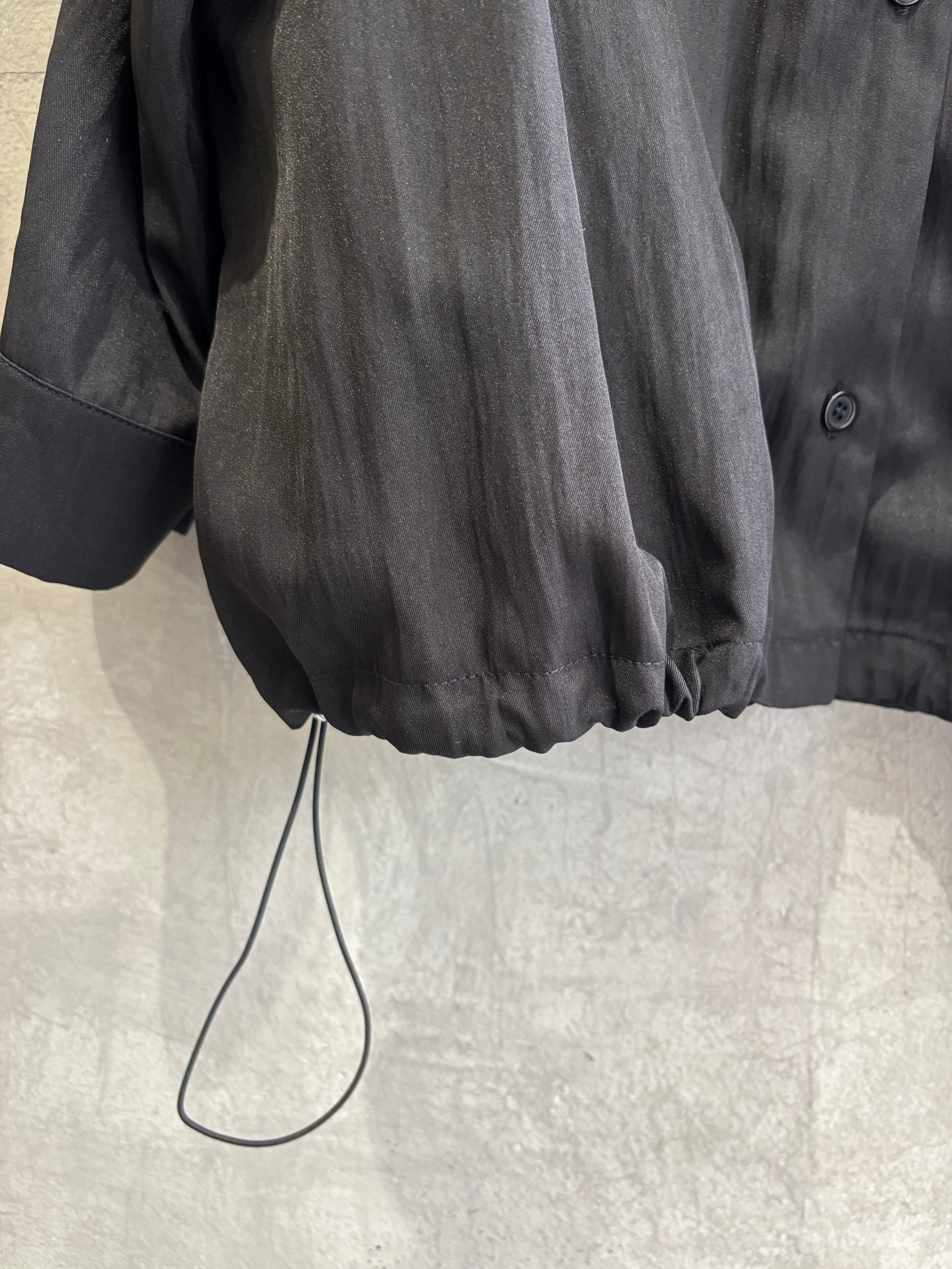 パイピングナイロンシャツ