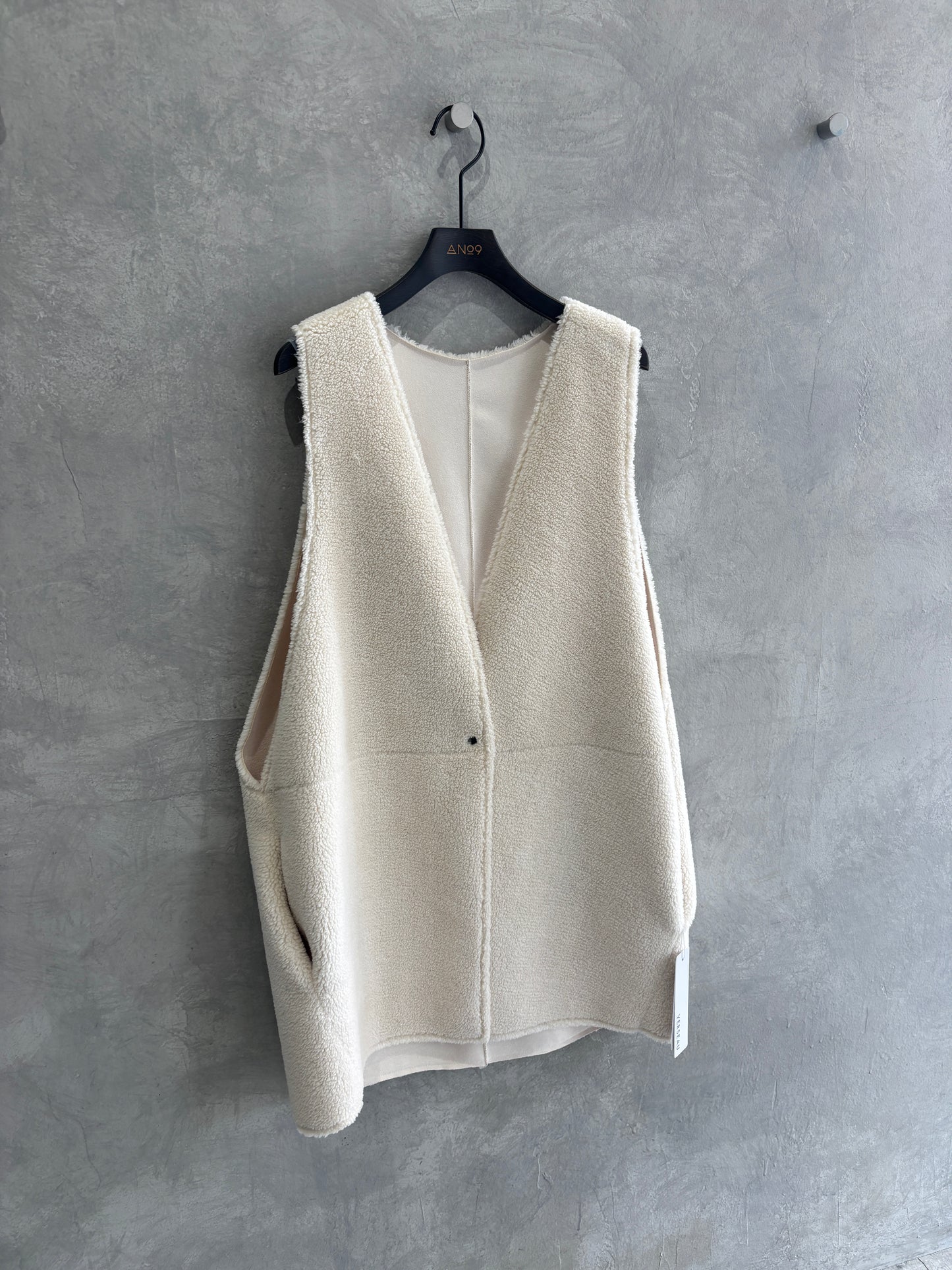 リバーシブルエコムートンジレ／VERSEAU