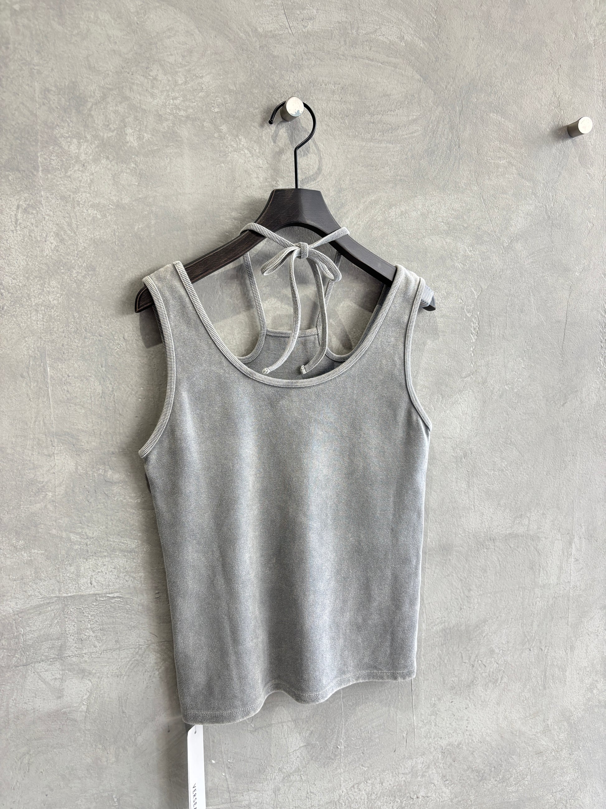 #勝ち確【予約⚡︎販売】ホルターデザインノースリーブ／VERSEAU