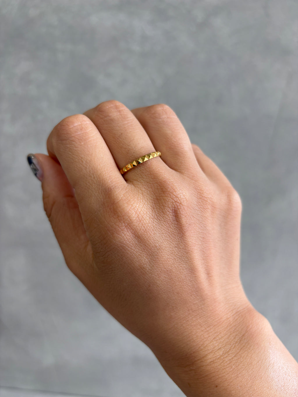 スタッズリング