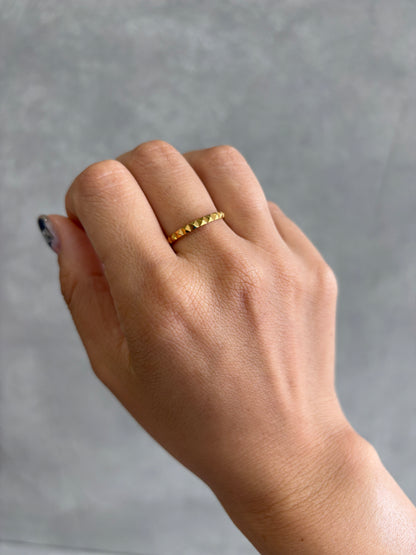 スタッズリング