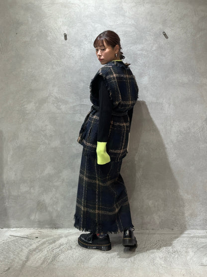 クラッシュツイードVネックベスト／the Nines