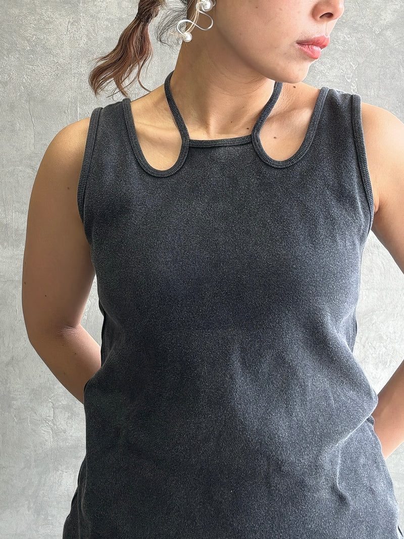 #勝ち確【予約⚡︎販売】ホルターデザインノースリーブ／VERSEAU⭐︎