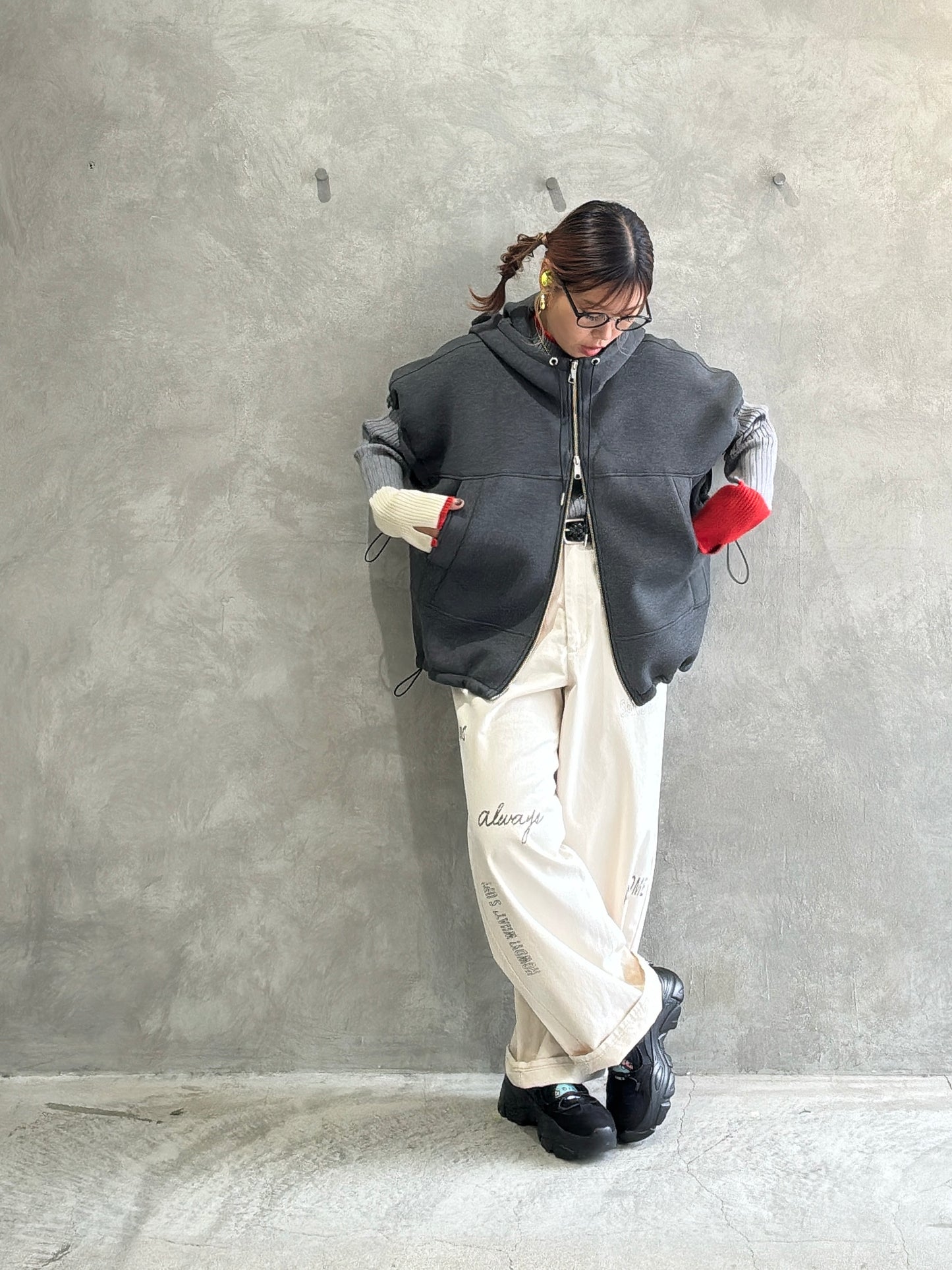 ダンボールオーバーベスト／LHELBIE