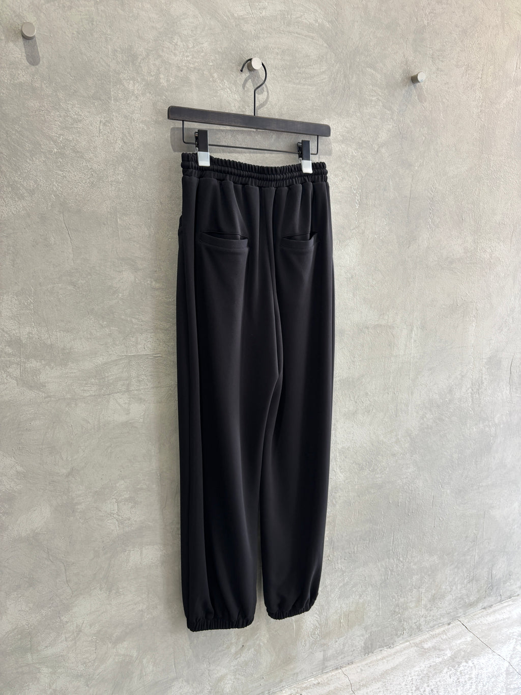 【再入荷】タックポケットジャージジョガーパンツ／CYAN TOKYO