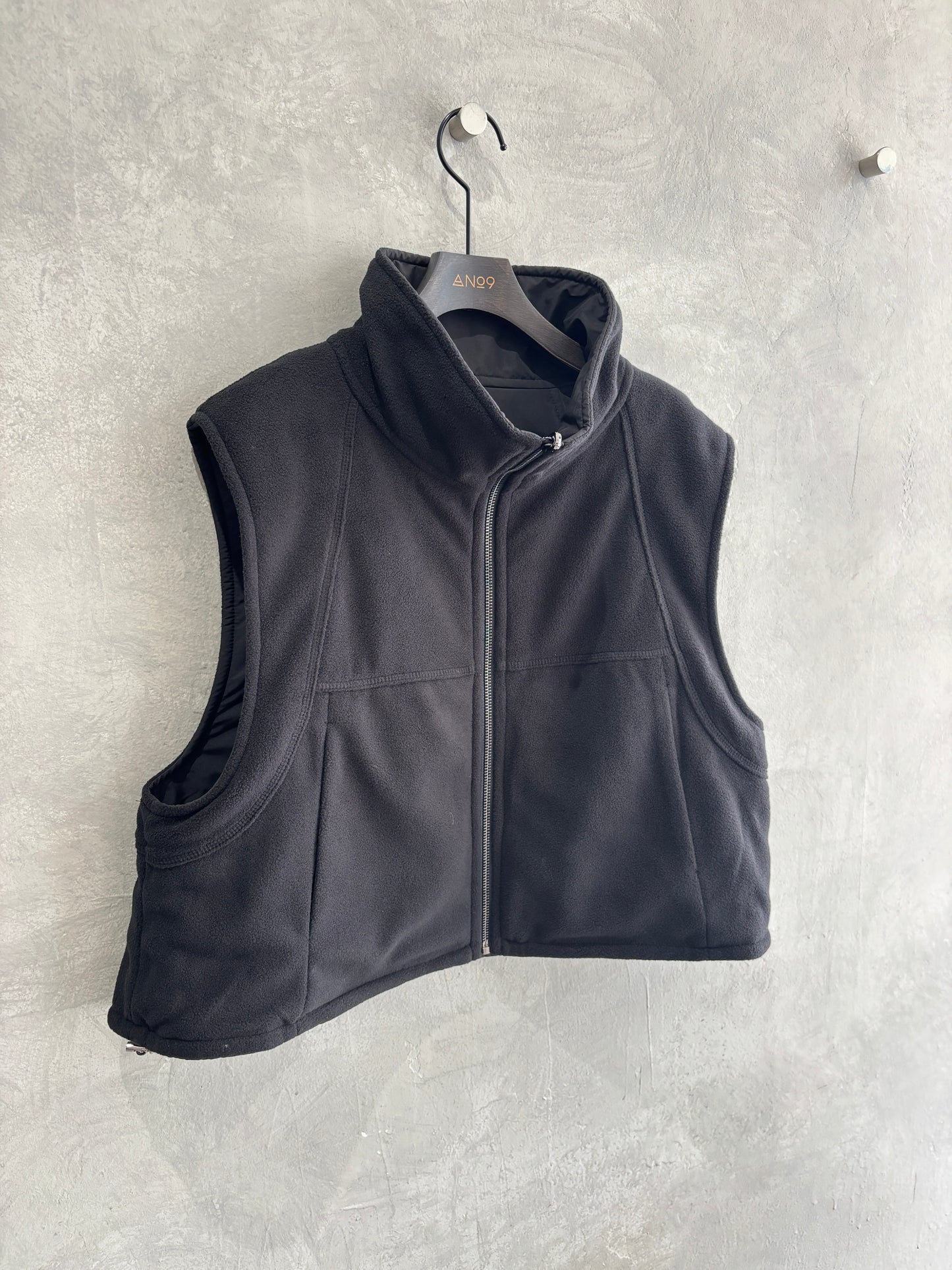 リバーシブルナイロンフリースベスト／Anna Kerry