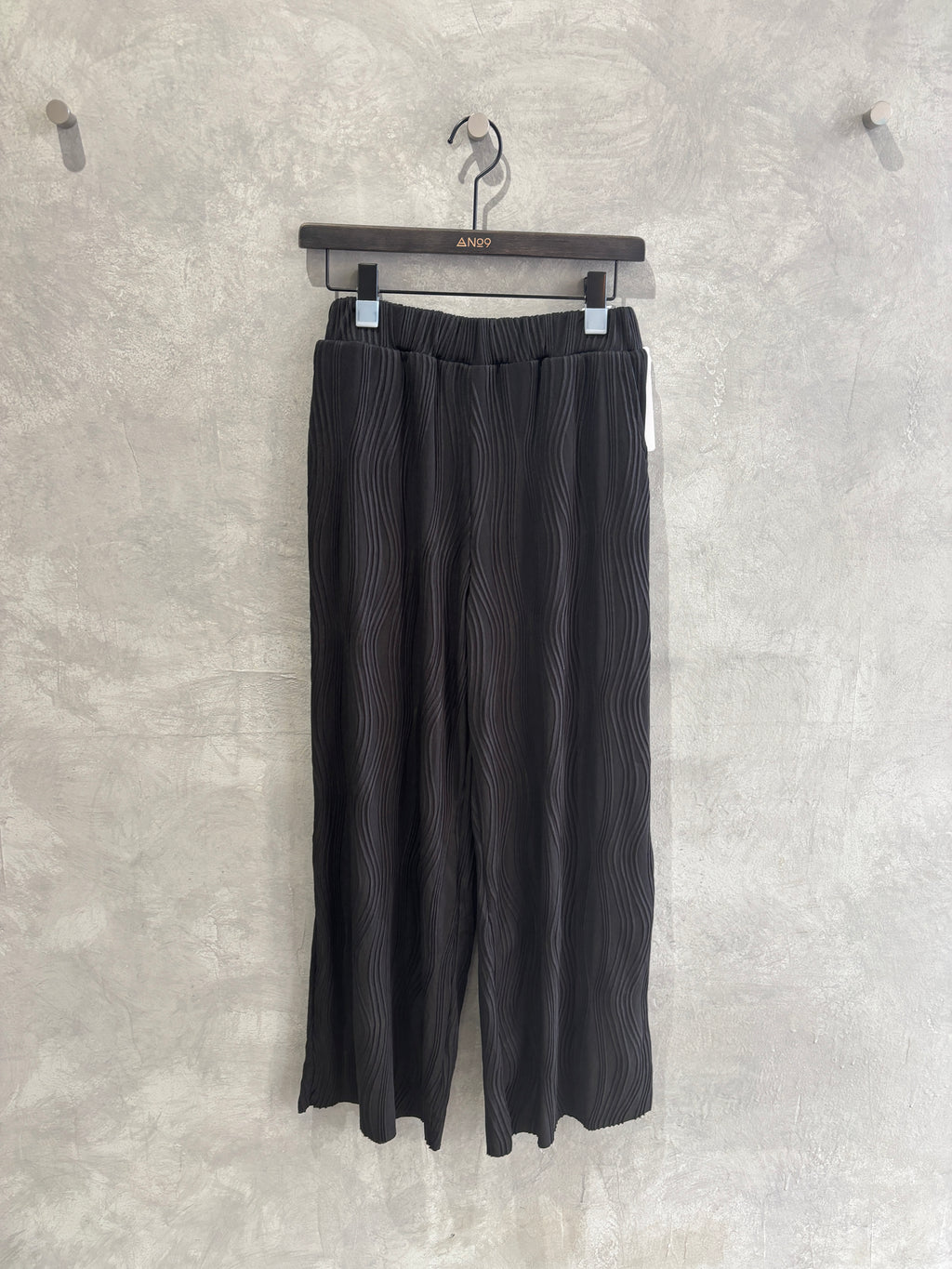 【完売御礼‼️】HAPPY YELLOW BAG 2025