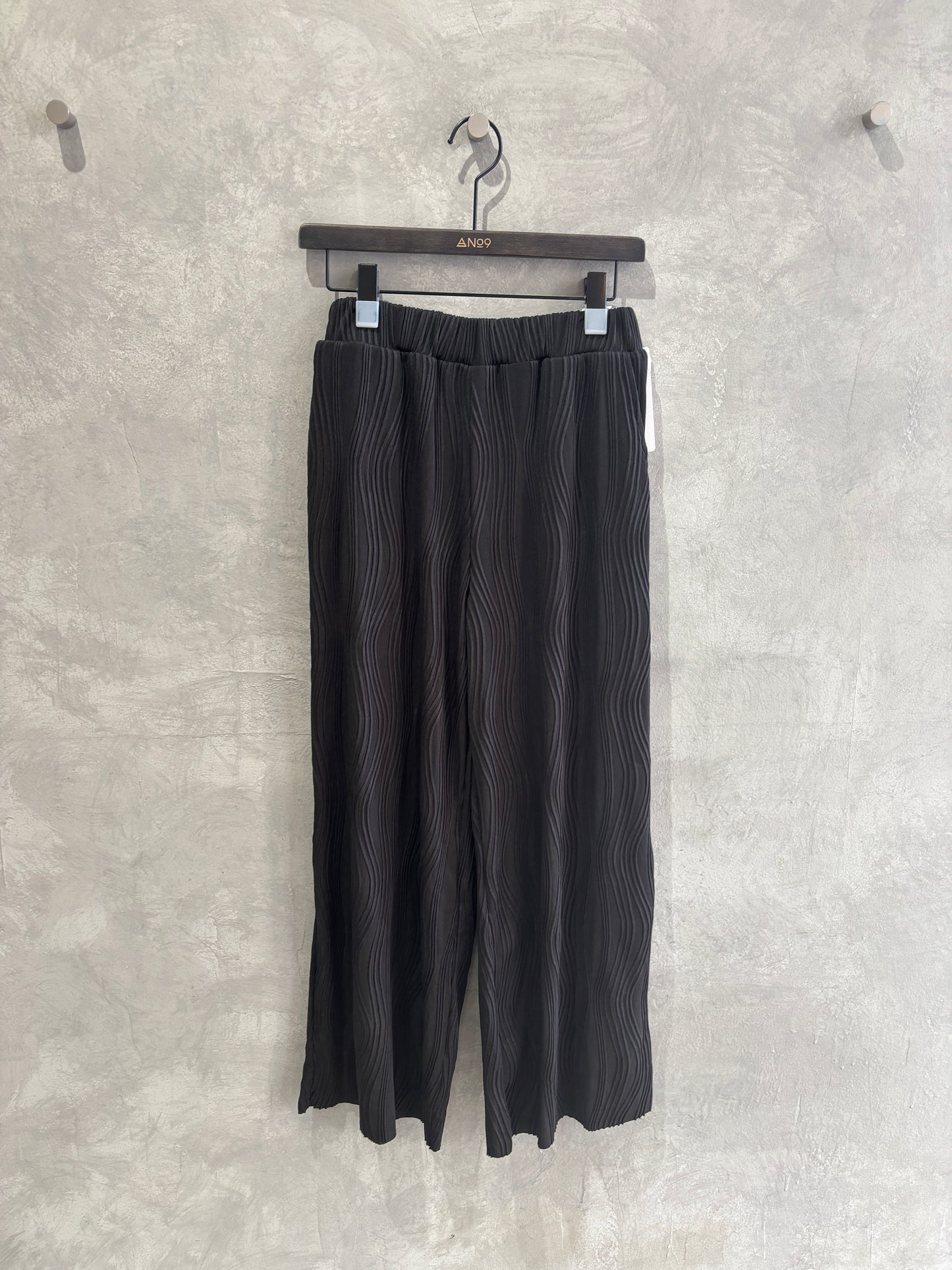 【完売御礼‼️】HAPPY YELLOW BAG 2025