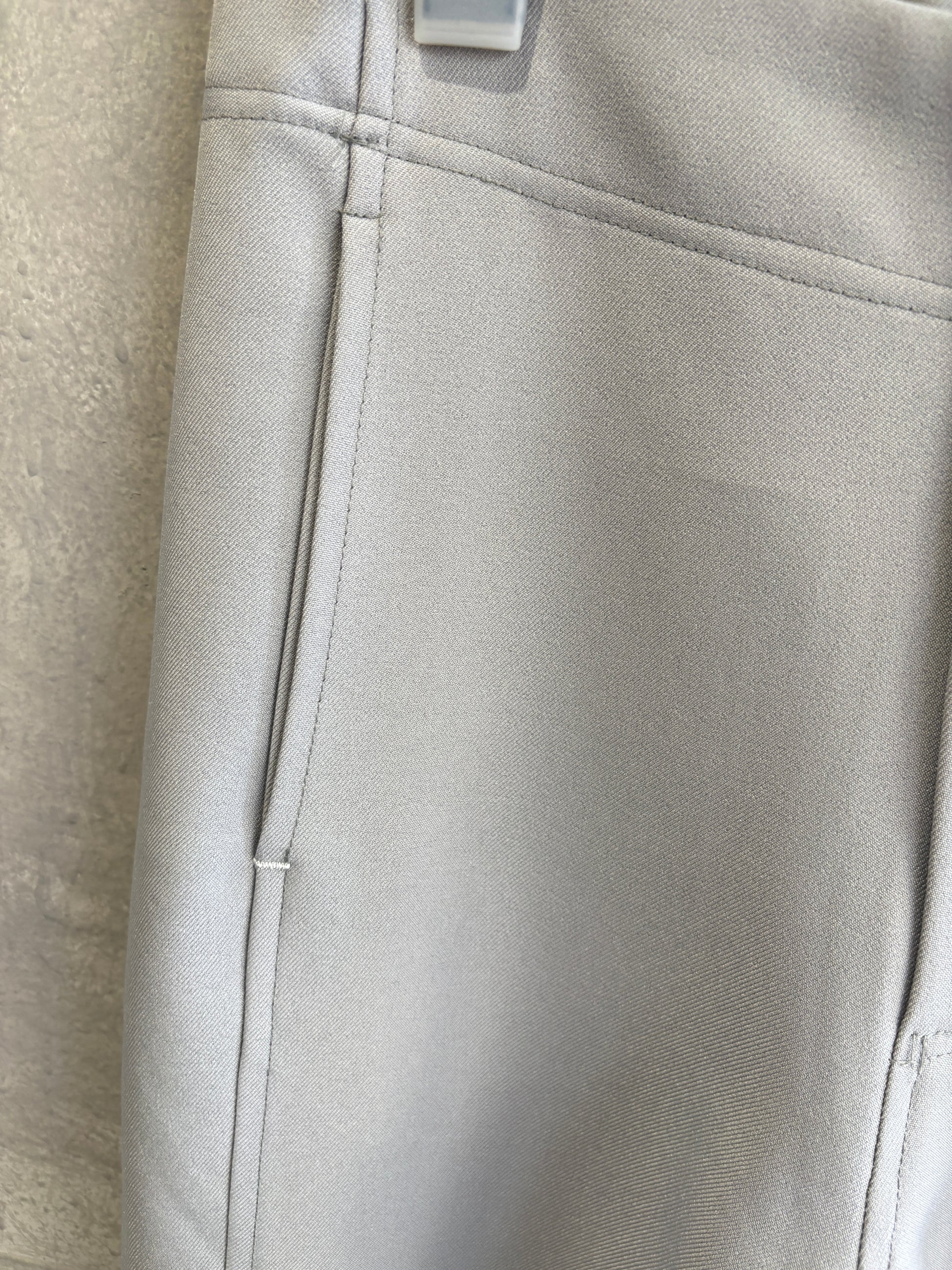 スリムカーブカラーパンツ／No.9-the Nines-