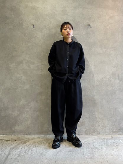 イージーカーブパンツ／trois