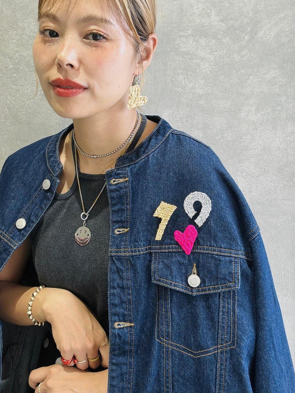 結び屋虹園×No.9コラボ／ハートの揺れるピアス（ピアス・イヤリング）
