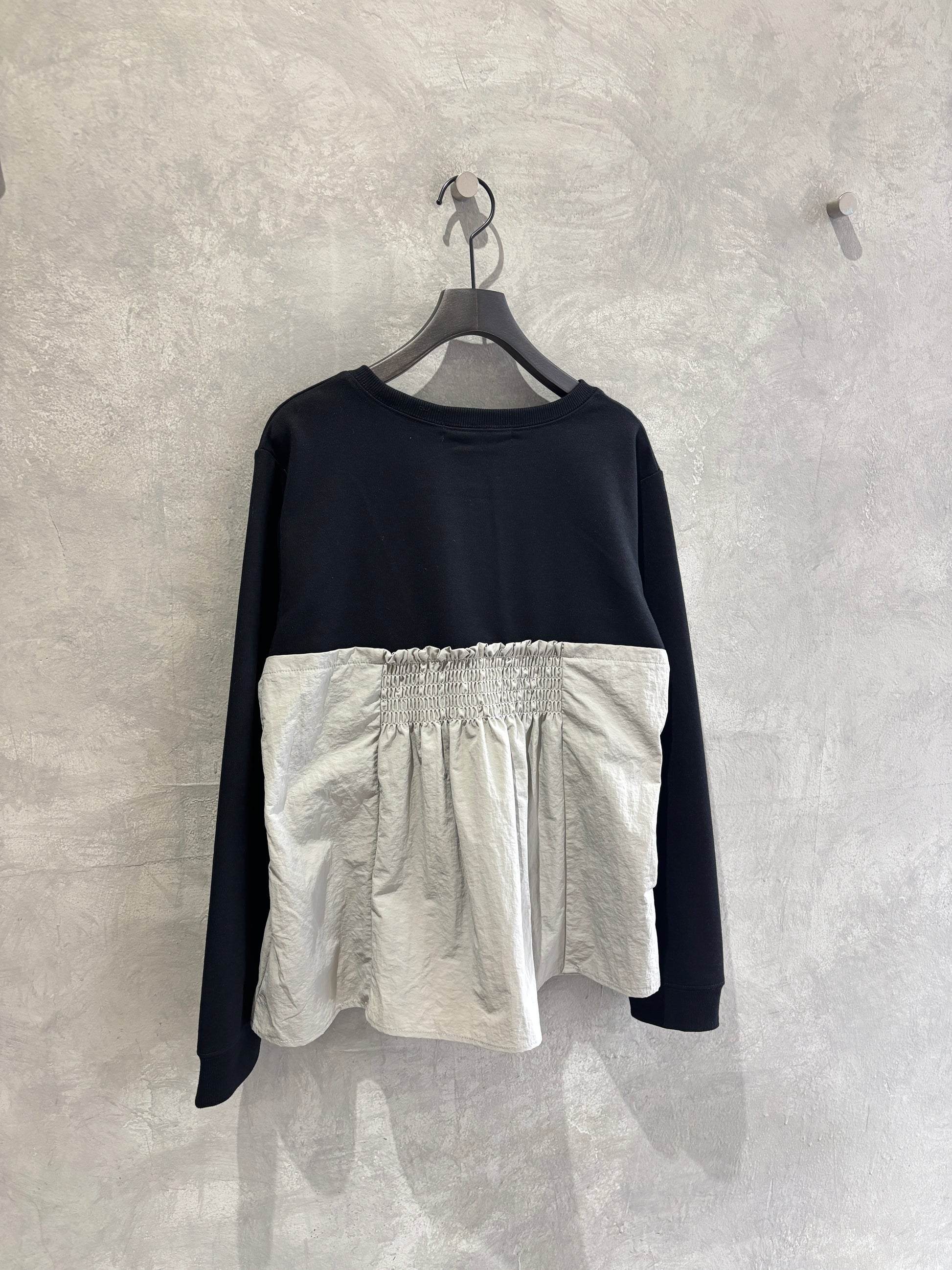 フリル切替スウェット