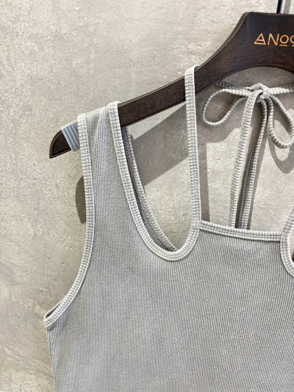 #勝ち確【予約⚡︎販売】ホルターデザインノースリーブ／VERSEAU