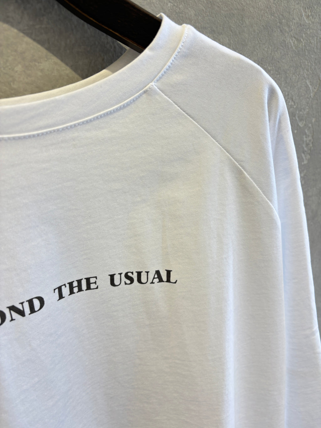 2way（ビル＆ロゴ）プリントカットソー／Dignite collier