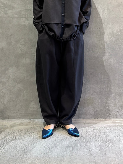 イージーカーブパンツ／trois