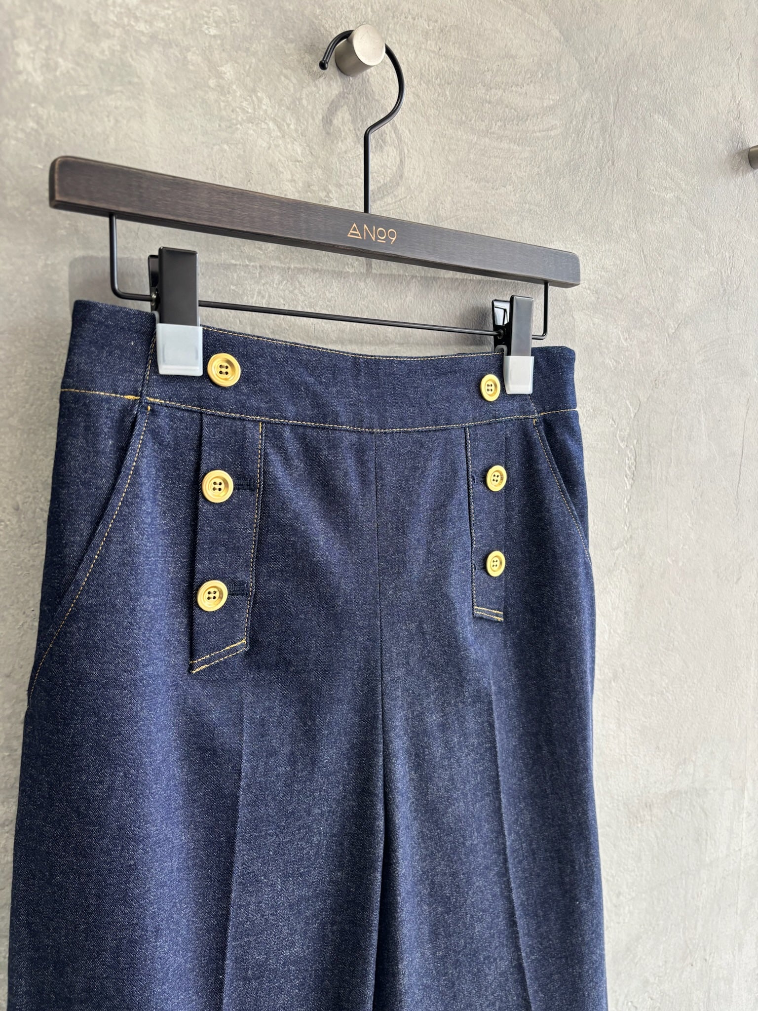 trois／ストレッチデニムストラップマリンパンツ