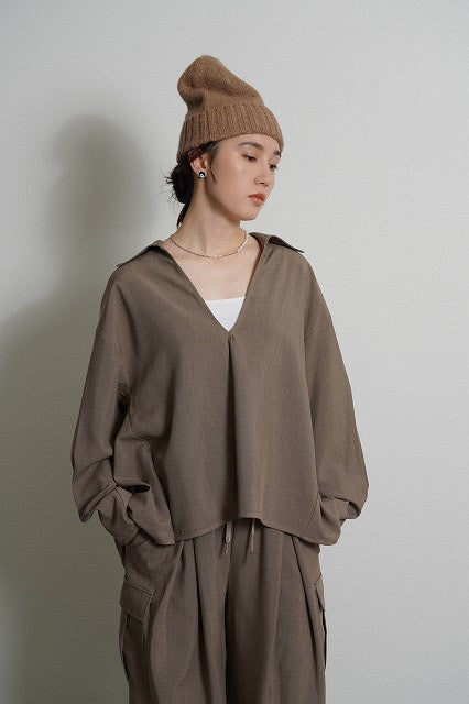 【予約⚡︎販売】バックフレアスキッパープルオーバー／604487／CYAN tokyo／2026 AW#1
