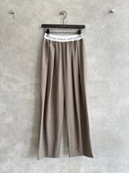 ロゴウエストタックパンツ／MG PT-26089-A／MARGAUX VINTAGE／2026 AW＃1