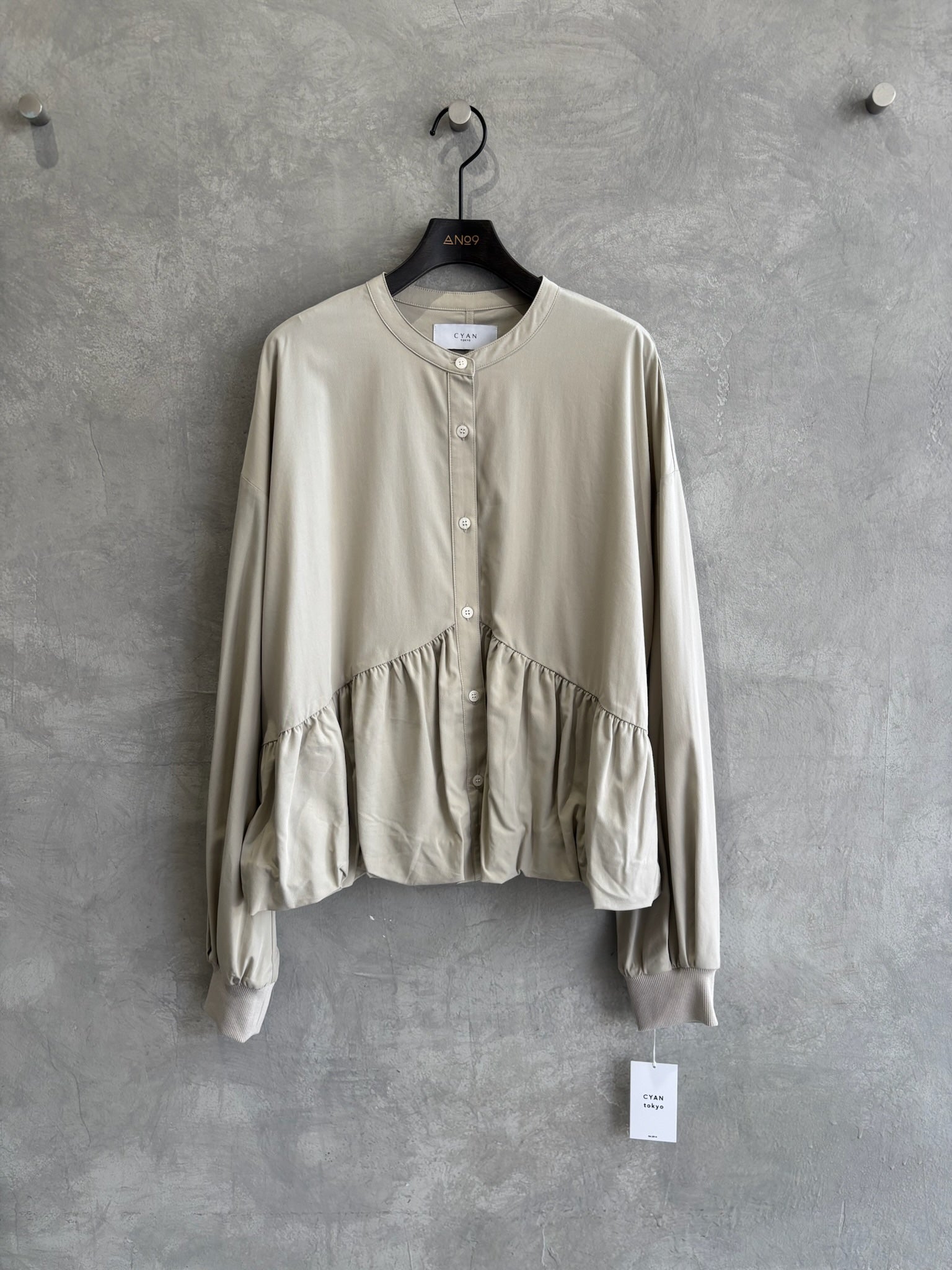 ギャザーバルーンシャツ／604489／CYAN tokyo／2026 AW#1