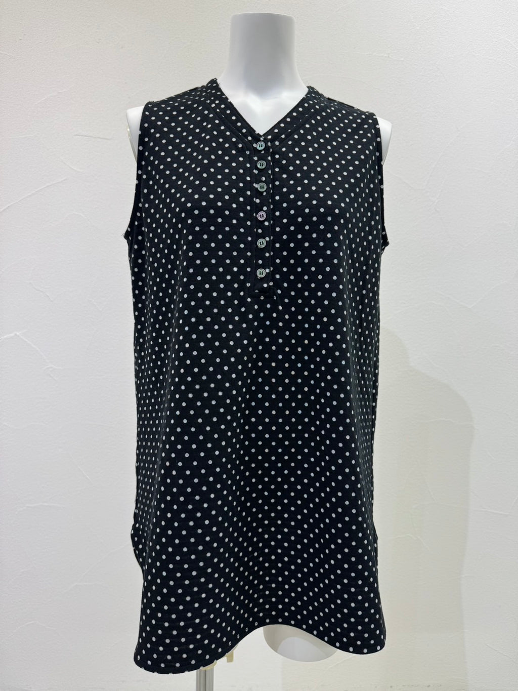 【予約⚡︎販売】ノースリドットVネックヘンリー／710563／CYAN TOKYO／2027SS #1
