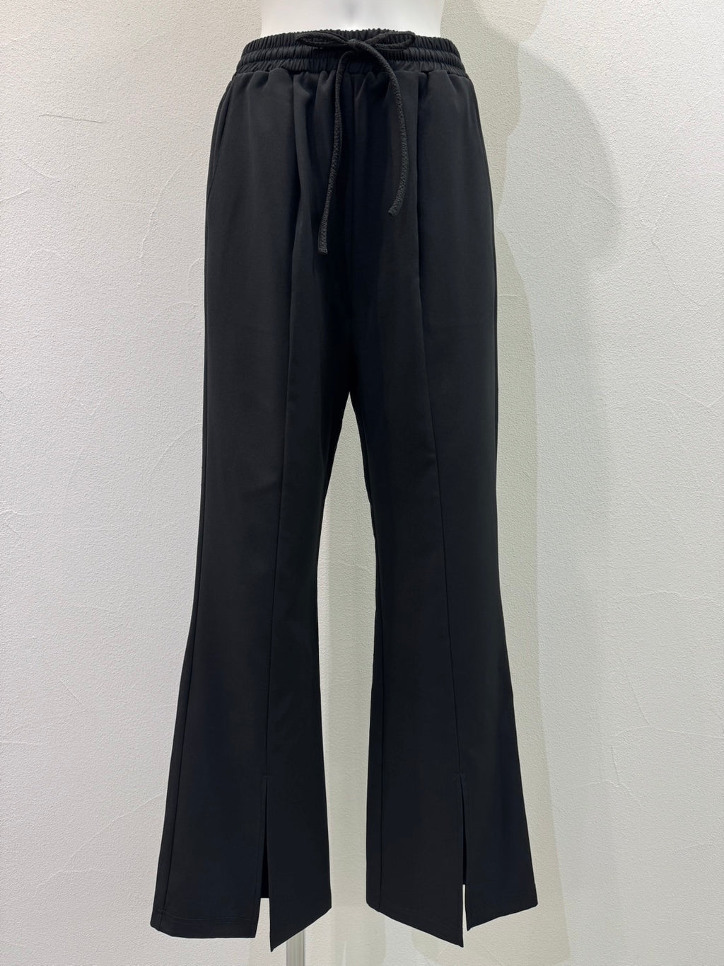 【予約⚡︎販売】スリットフレアーフィットパンツ／710568／CYAN TOKYO／2027SS #1