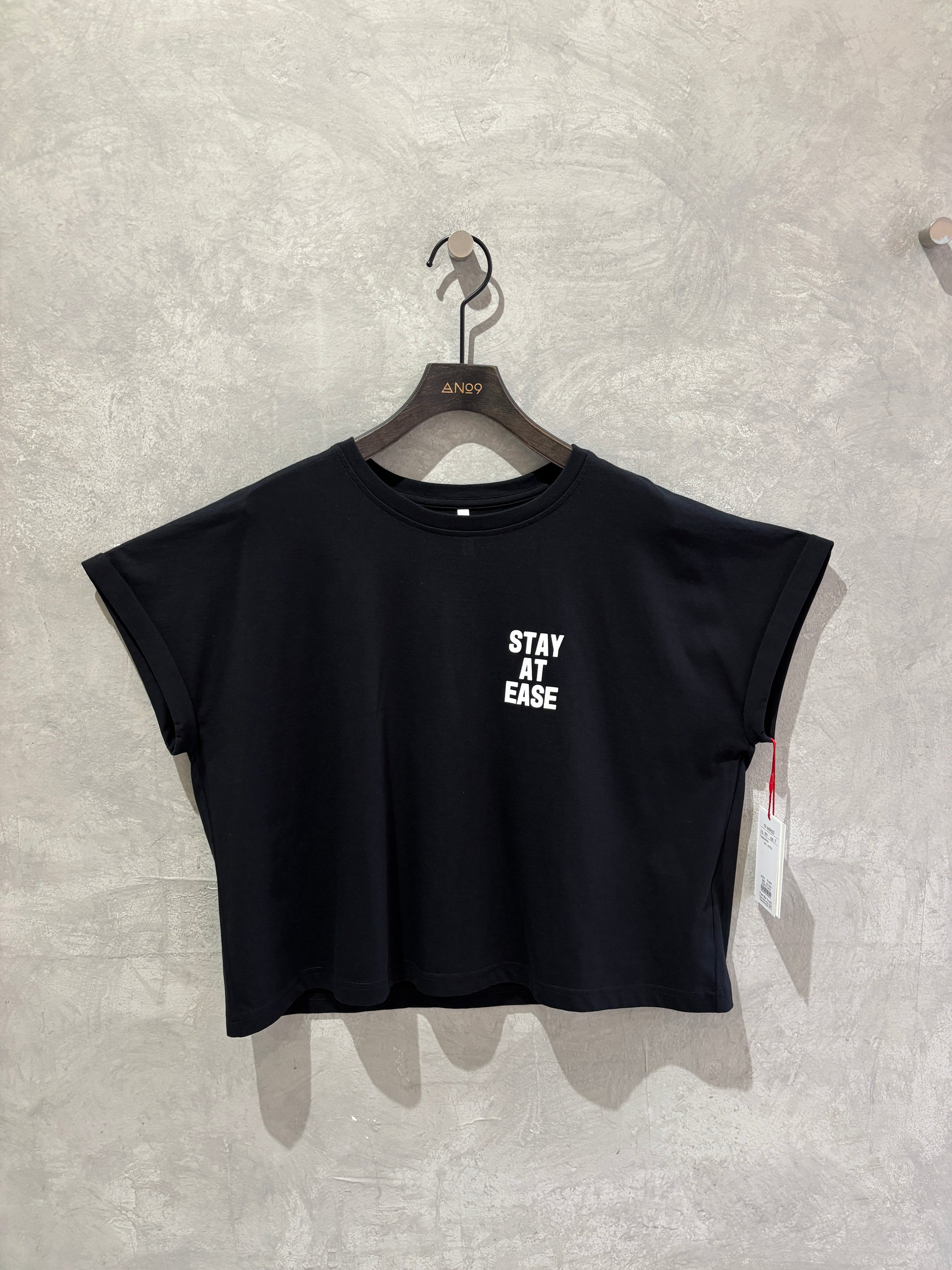 コンパクトプリントTシャツ／Dignite collier