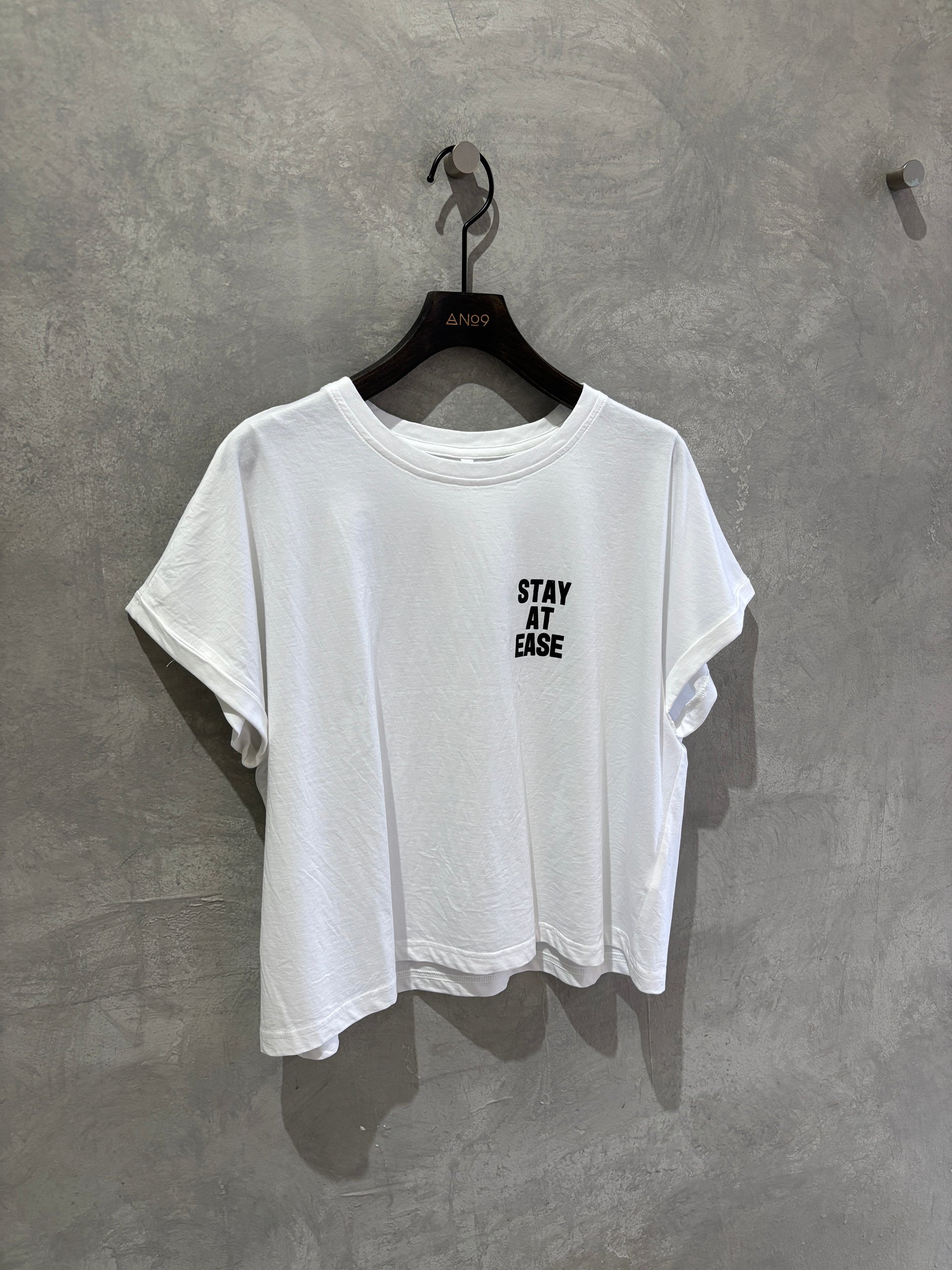コンパクトプリントTシャツ／Dignite collier