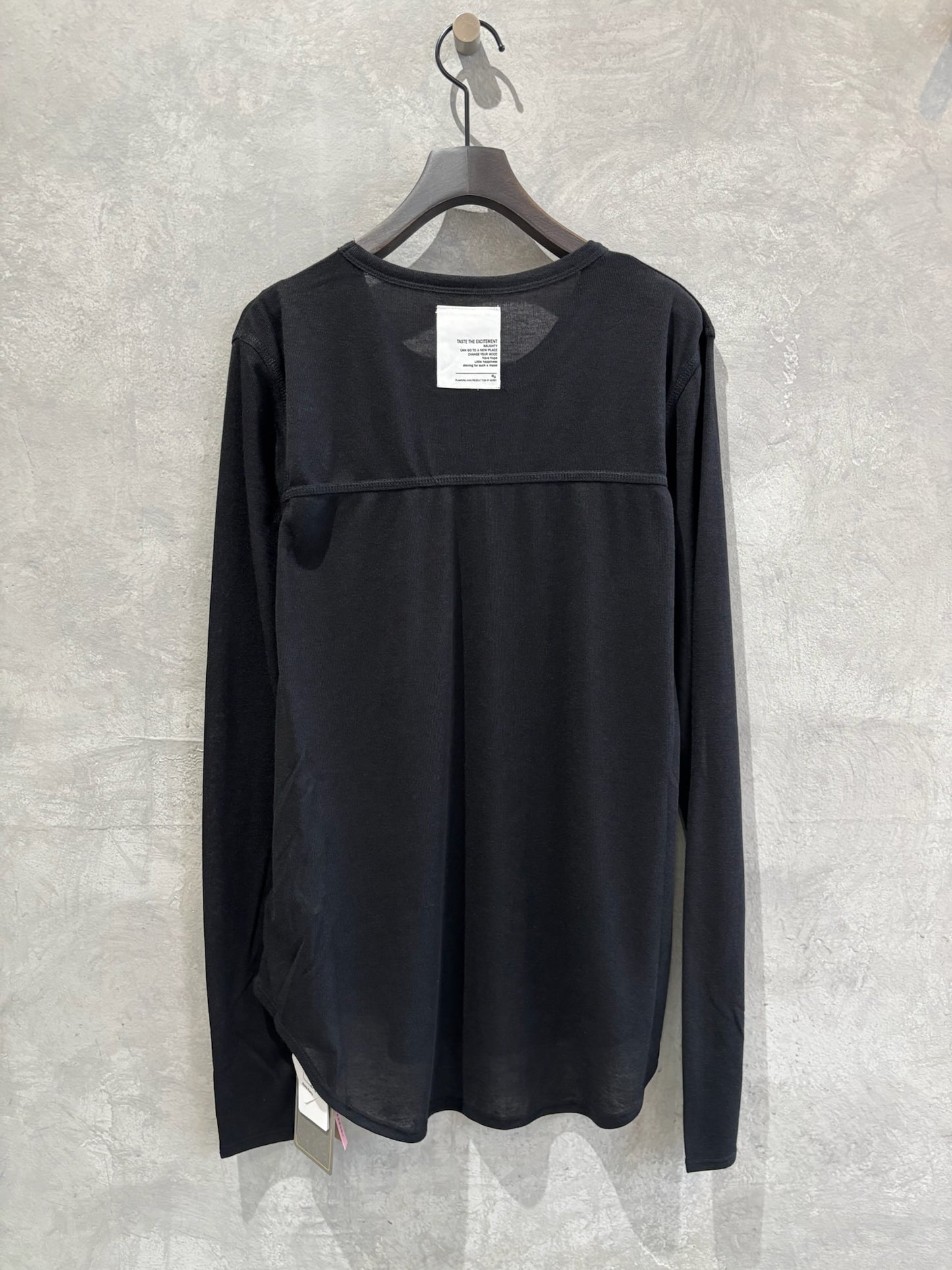 シアーロングスリーブ／Anna Kerry