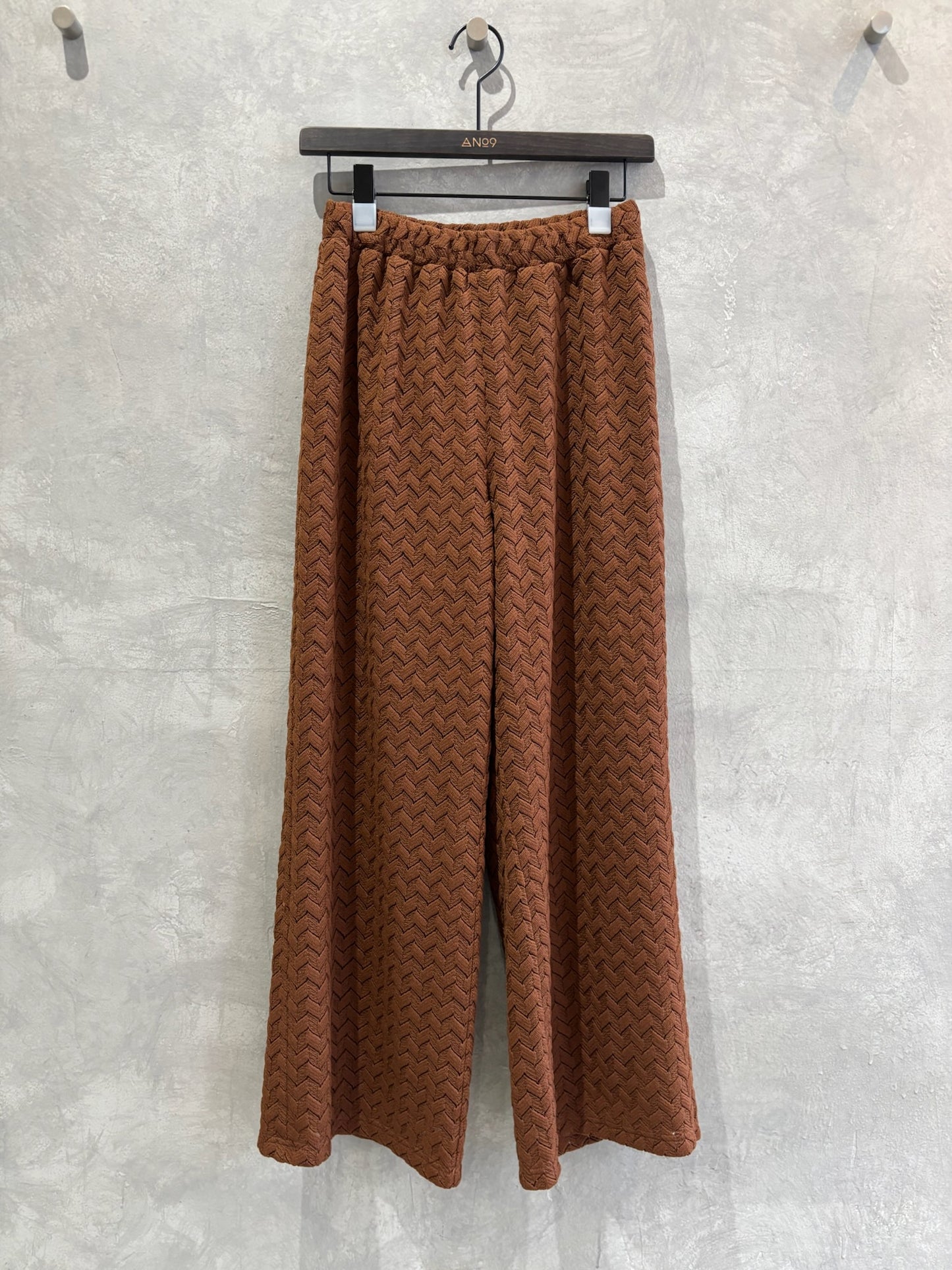 イージーパンツ／Anna Kerry