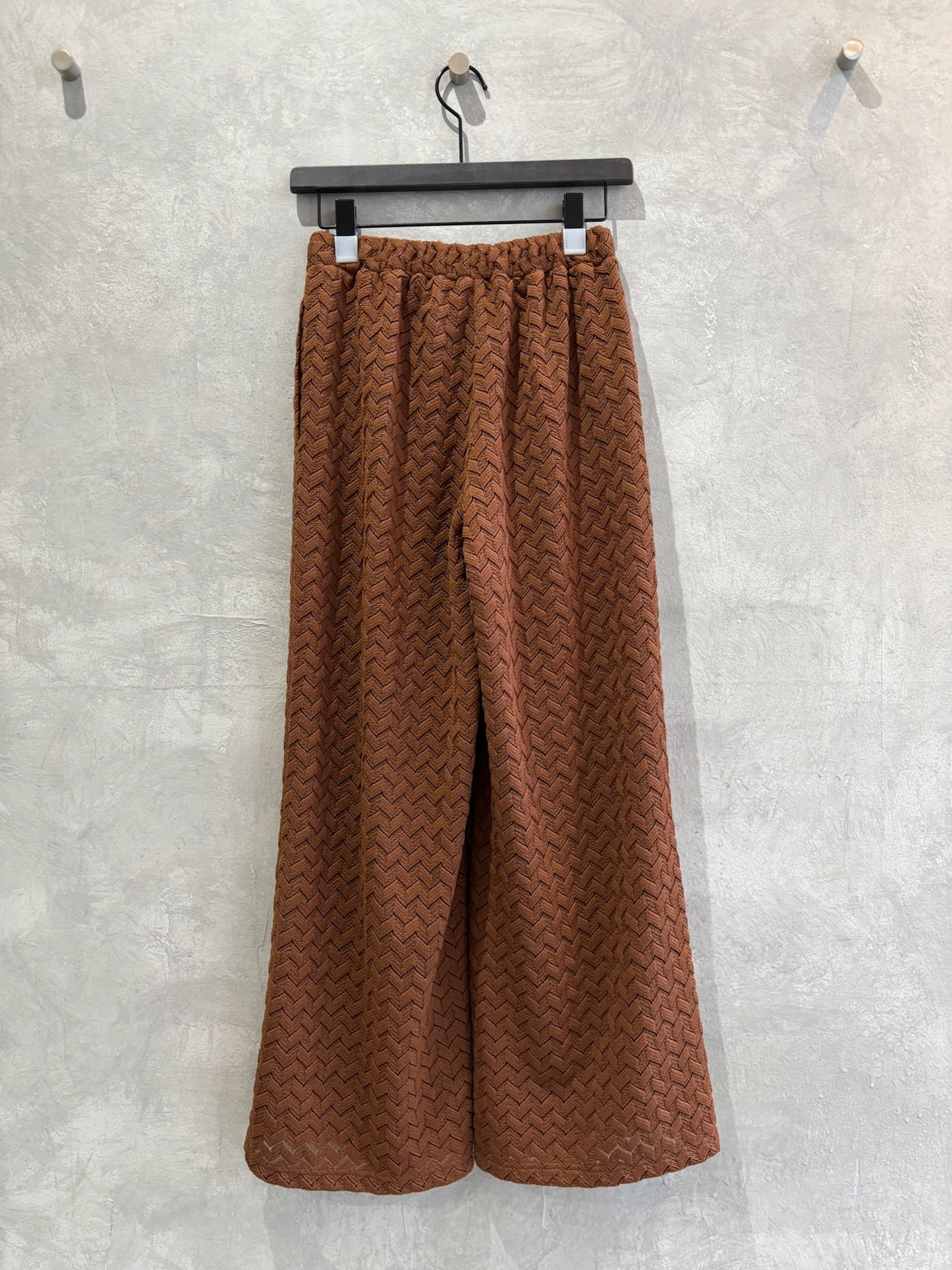 イージーパンツ／Anna Kerry