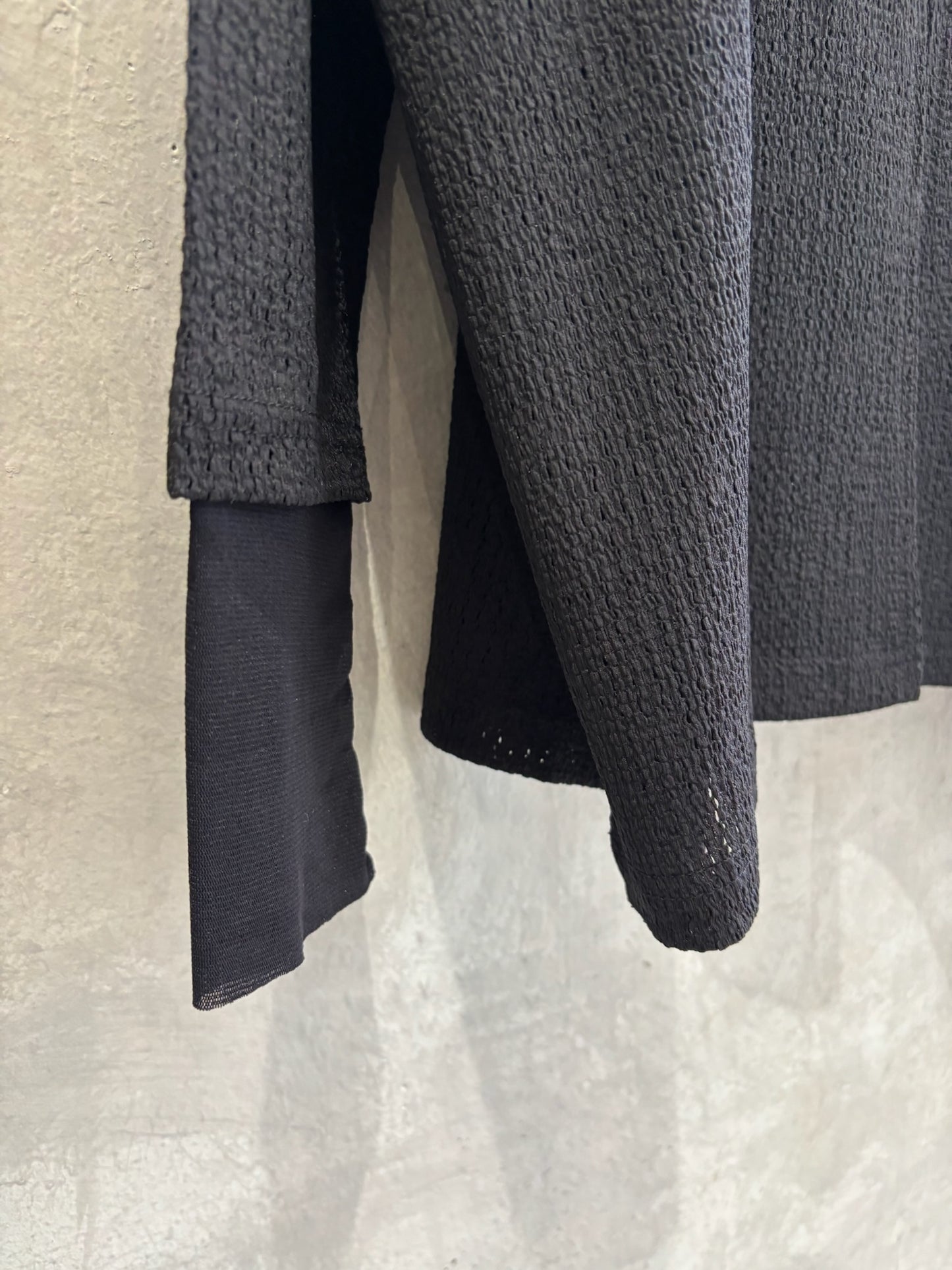 チュールコンビフロントトップス／CYAN tokyo