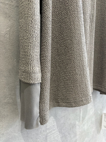 チュールコンビフロントトップス／CYAN tokyo