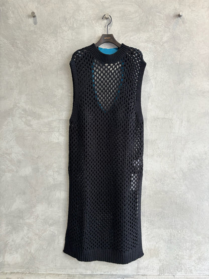 バックオープンメッシュニットワンピース／LHELBIE