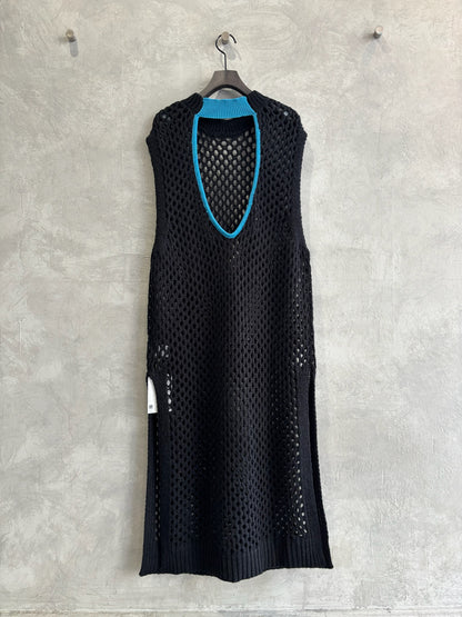 バックオープンメッシュニットワンピース／LHELBIE